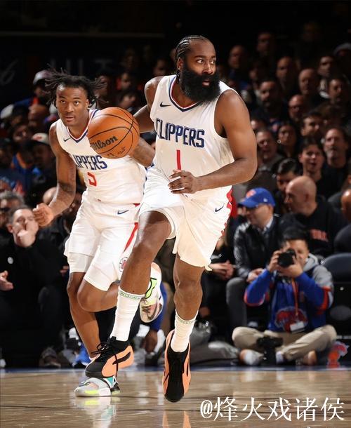 小萨砍三双国王力克猛龙 哈登18+4+6助快船狂胜76人