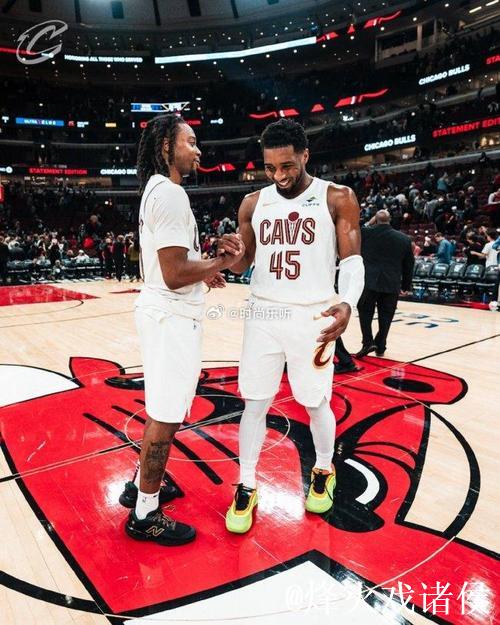 骑士擒公牛开季12连胜 文班34+12马刺大胜国王